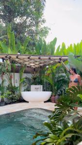 Bazén v ubytování Private Pool Villa Retreat NAMU new one-bedroom 6unit nebo v jeho okolí