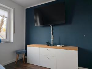 Μια τηλεόραση ή/και κέντρο ψυχαγωγίας στο Strandhaus am See