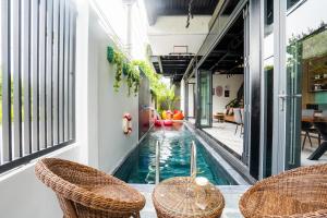 Bazén v ubytování Amy Chill Villa nebo v jeho okolí