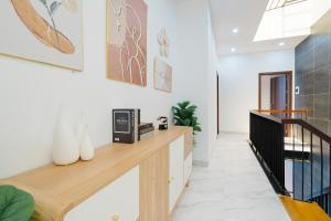 TV a/nebo společenská místnost v ubytování Amy Chill Villa