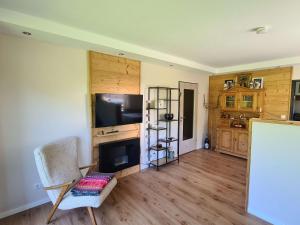 TV a/nebo společenská místnost v ubytování "Chalet Imberg", Oberstaufen-Steibis