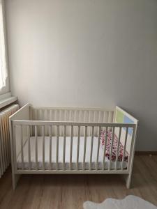 Postel nebo postele na pokoji v ubytování Le Cosy, Appartement Chaleureux 2 chambres + 6 fotografií