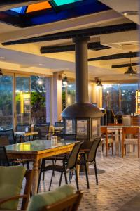 Εστιατόριο ή άλλο μέρος για φαγητό στο RA Hotel