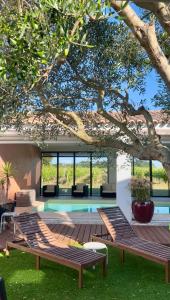 Zahrada ubytování Chambres d'hôtes Les Sarments