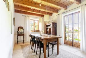 Fotografie z fotogalerie ubytování Alpine Boutique Chalet with Sauna near Salzburg v destinaci Plainfeld