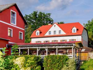 Το κτήριο όπου στεγάζεται  ο ξενώνας