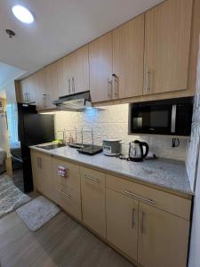 Una cocina o cocineta en Hiraya Escape Tagaytay