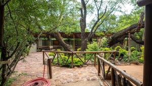 Κήπος έξω από το Pafuri Accommodation Rivercamp +68 φωτογραφίες