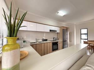 Kuchyň nebo kuchyňský kout v ubytování Bohobeach Bliss!