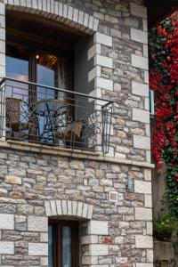 Gallery image of Sokaki in Méga Khoríon