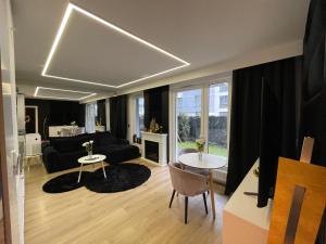 Khu vực ghế ngồi tại Przystań Letnica