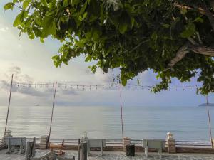 Afbeelding uit fotogalerij van The Iris Resort in Chao Lao Beach +22 foto's