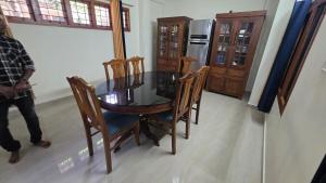 Φωτογραφία από το άλμπουμ του Shajis Riverview Mansion σε Mundakāyam