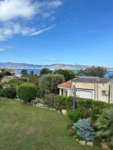 Loodusmaastik villa lähedal