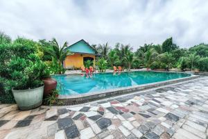 Bazén v ubytování Ninh Binh Peaceful Retreat nebo v jeho okolí