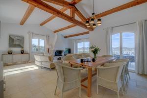 Et tv og/eller underholdning på Villa Marguerite