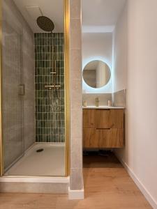 Ένα μπάνιο στο Little Ohana