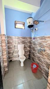 Ένα μπάνιο στο Eton Homestay