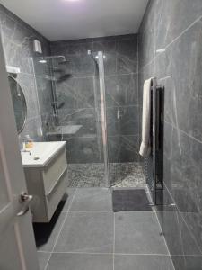 Koupelna v ubytování Kilgar gardens