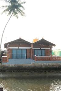 Θέα στο ποτάμι κοντά σε αυτός ο ξενώνας