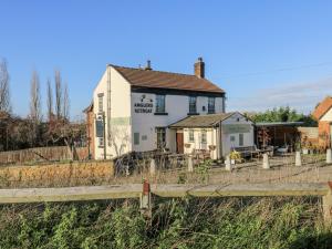 Bygningen som feriehuset ligger i