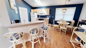 Kuchyň nebo kuchyňský kout v ubytování Club Villas Unit 19C Villa