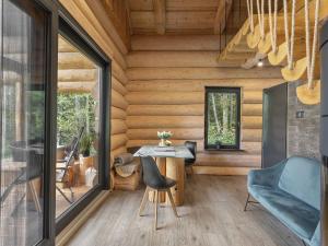 Χώρος καθιστικού στο Chalet KuŘíp by Interhome