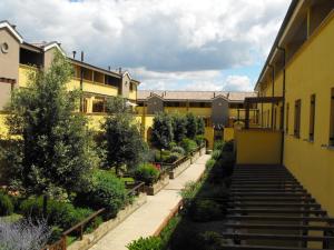 Vườn quanh Bilocale Alborense