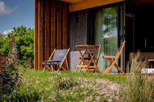 Κήπος έξω από το Lodges d'Exception avec jacuzzi privé I Montluçon I Auvergne