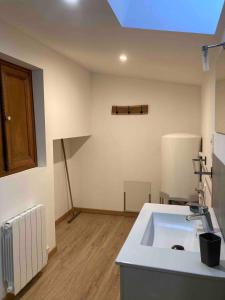 Imagen de la galería de Single-story studio with parking,  3 fotos más