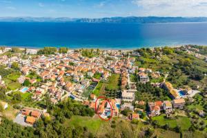 Naturlandskabet i nærheden af hotellet + 22 billeder