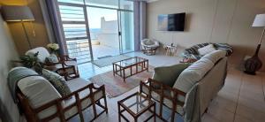 Posezení v ubytování Ramsgate Rendezvous 14 - Sleeps 6