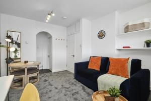 Χώρος καθιστικού στο Argie Gardens Studio - 1a