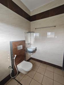 Ένα μπάνιο στο Vasant vihar farm house