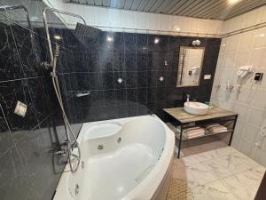 Φωτογραφία από το άλμπουμ του DeLin Hotel And Tours σε Yerevan