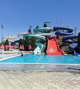 Πισίνα στο ή κοντά στο Orca Apartman +12 φωτογραφίες