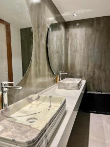 Koupelna v ubytování Catalina Hotel