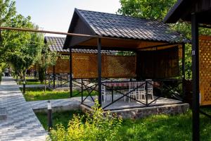 Φωτογραφία από το άλμπουμ του Chuxuryurd Hotel σε Samaxı +9 φωτογραφίες