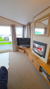 Μια τηλεόραση ή/και κέντρο ψυχαγωγίας στο Ruby Atlas Monreith