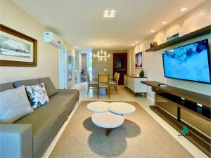 Et tv og/eller underholdning på Golf Ville By Holiday Stays