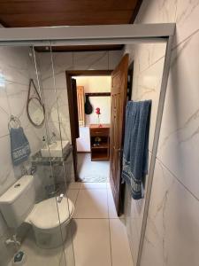 Ένα μπάνιο στο Casa Atina - Atins