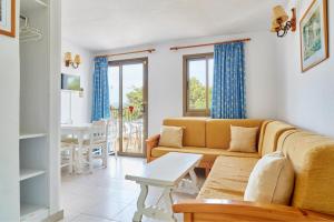 Et opholdsområde på Aptos Casa Luis by Invisa