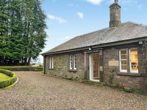 Το κτήριο όπου στεγάζεται  η παραθεριστική κατοικία +10 φωτογραφίες