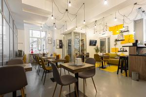 Un lugar para sentarse en Stories Hub Hostel