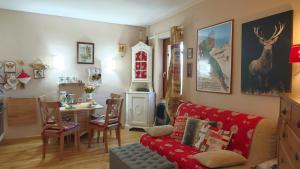 Χώρος καθιστικού στο Hostdomus - Pepita Apartment