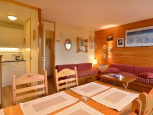 Kuchyň nebo kuchyňský kout v ubytování Appartement confortable 3 pièces pour 6/7 pers, animaux admis - FR-1-181-2767