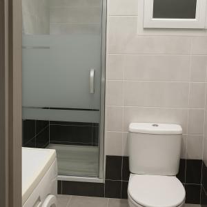 Ένα μπάνιο στο Hôtel Perpignan Centre +24 φωτογραφίες