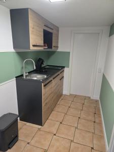Η κουζίνα ή μικρή κουζίνα στο Ferienwohnung Ebert