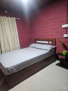 Postel nebo postele na pokoji v ubytování Clay Canvas