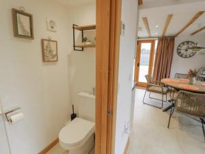 Koupelna v ubytování Cedar Barn + 22 fotografií